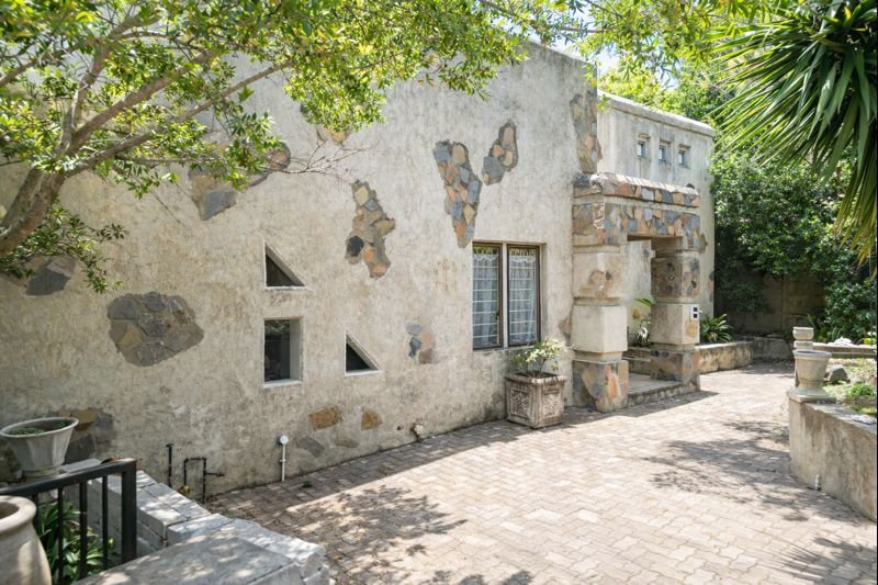 3 Bedroom Property for Sale in Ifafi North West